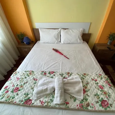 Beautiful In The Center Of شقة سالونيك